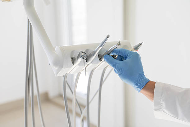 24/7 Emergency Teeth Whitening experts in Live Oak, TX